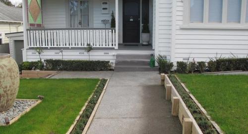 Large pot in the yard as a water feature that is lit up at night. Works well with villas.