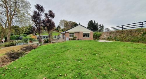 Entertainment Area Lots of potential but not a place to relax