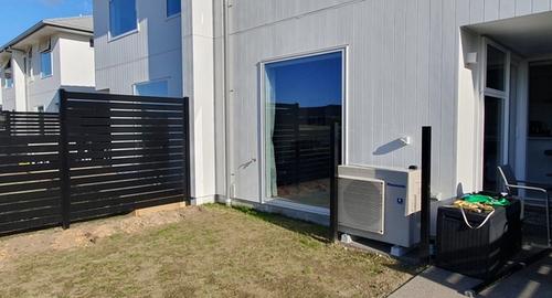 Small Courtyard Small lawn area transform into your own piece of paradise.